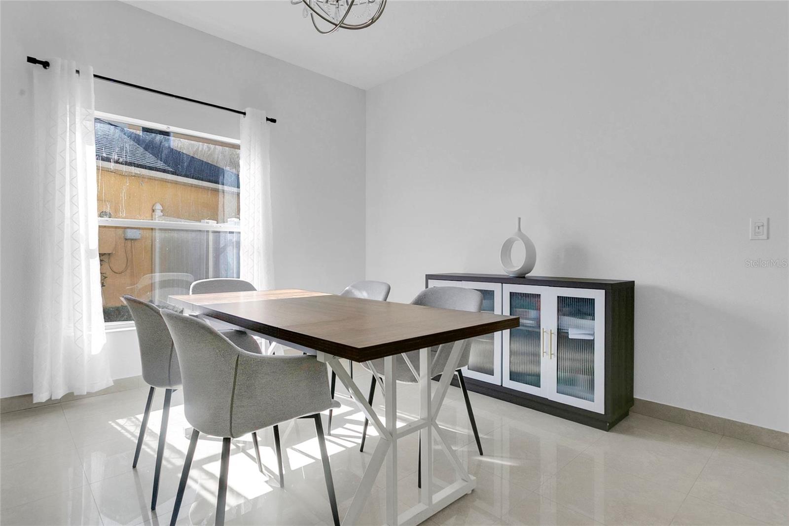 BARCLAY RESERVE TWNHMS - Residential