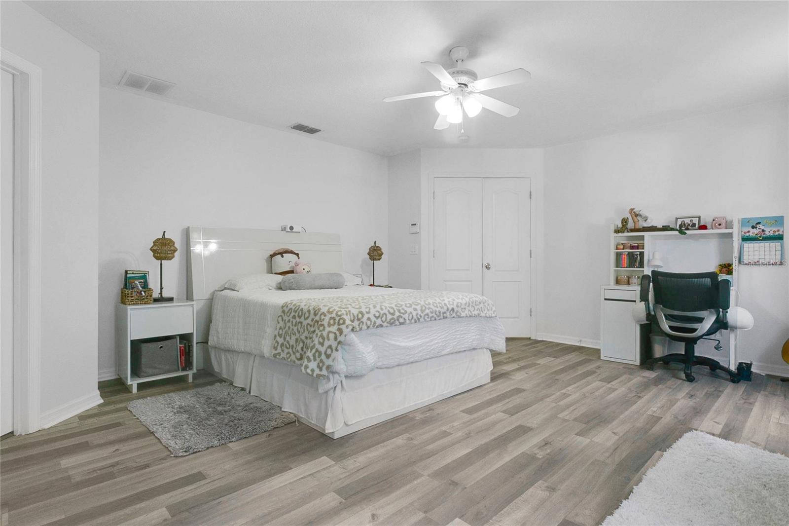 BARCLAY RESERVE TWNHMS - Residential