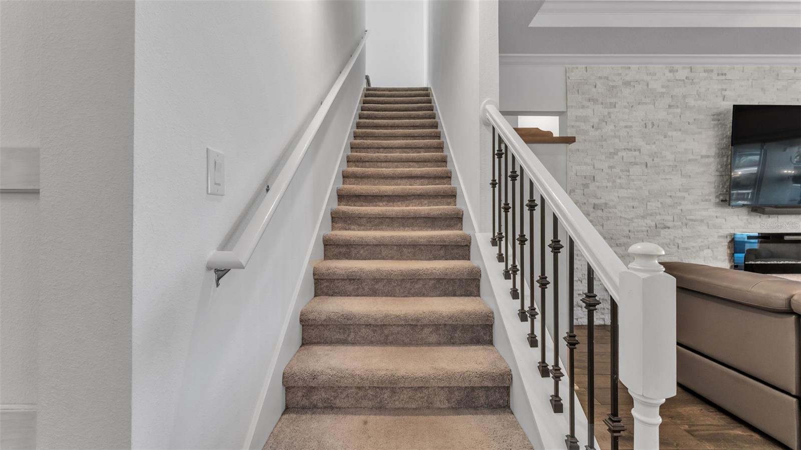 TRIPLE CRK VILLAGE R - Residential