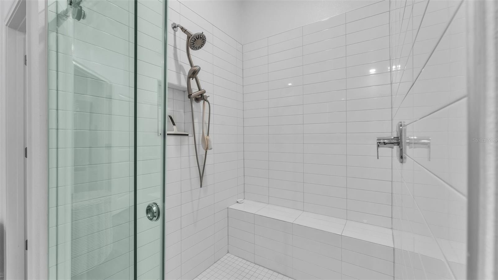 TRIPLE CRK VILLAGE R - Residential