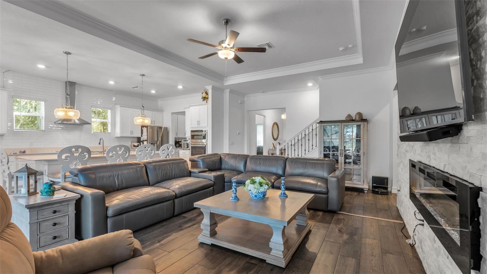 TRIPLE CRK VILLAGE R - Residential