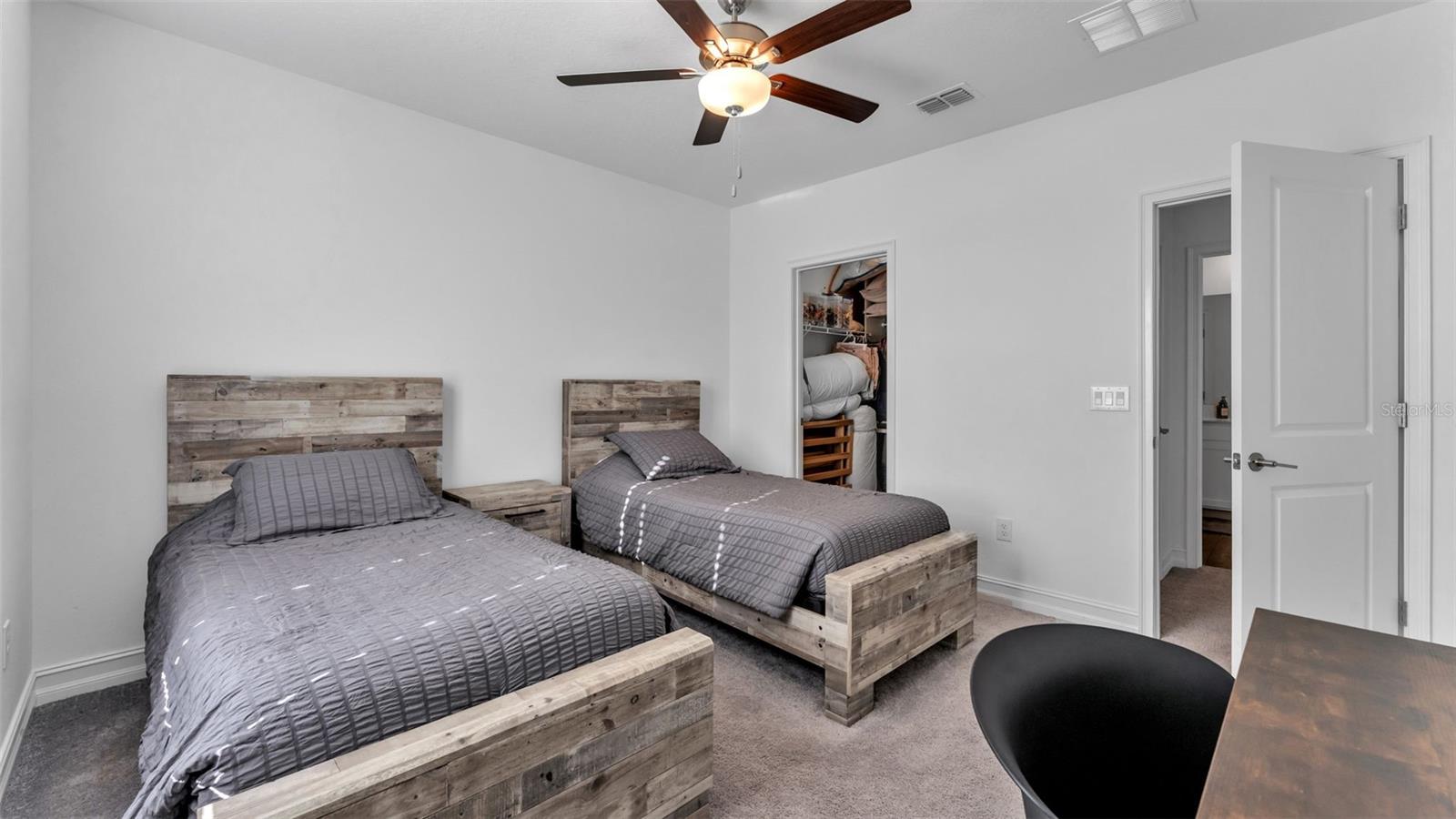 TRIPLE CRK VILLAGE R - Residential