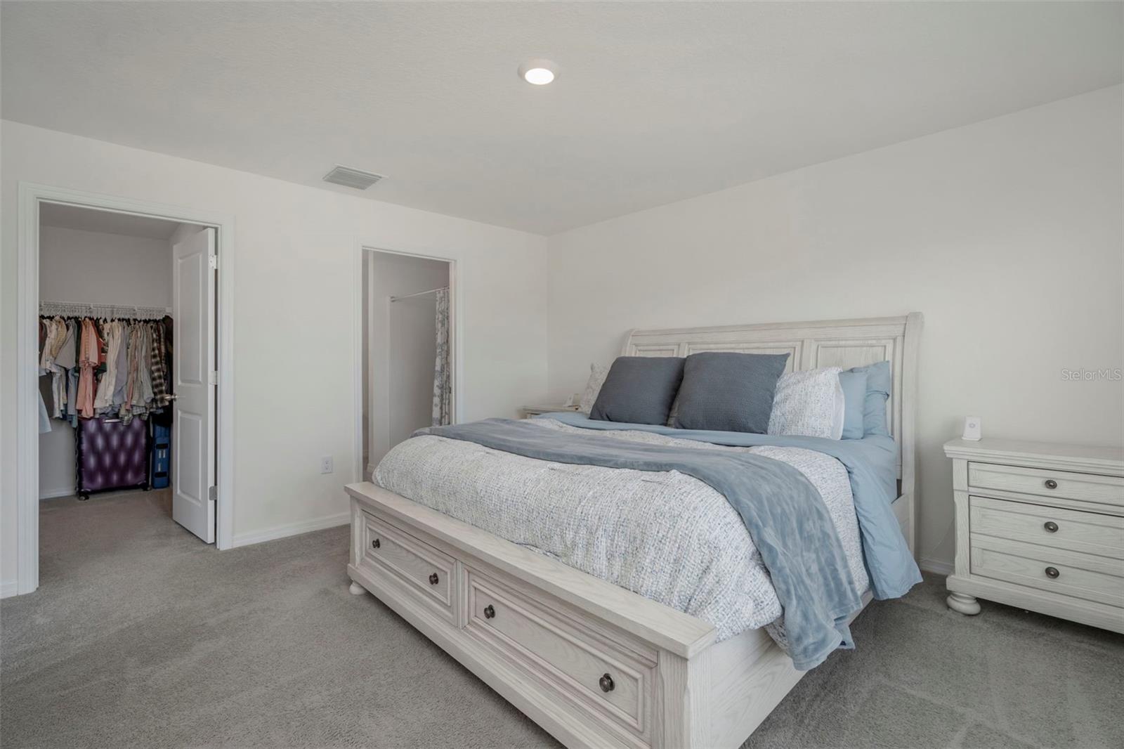 SUMMIT VIEW - Residential