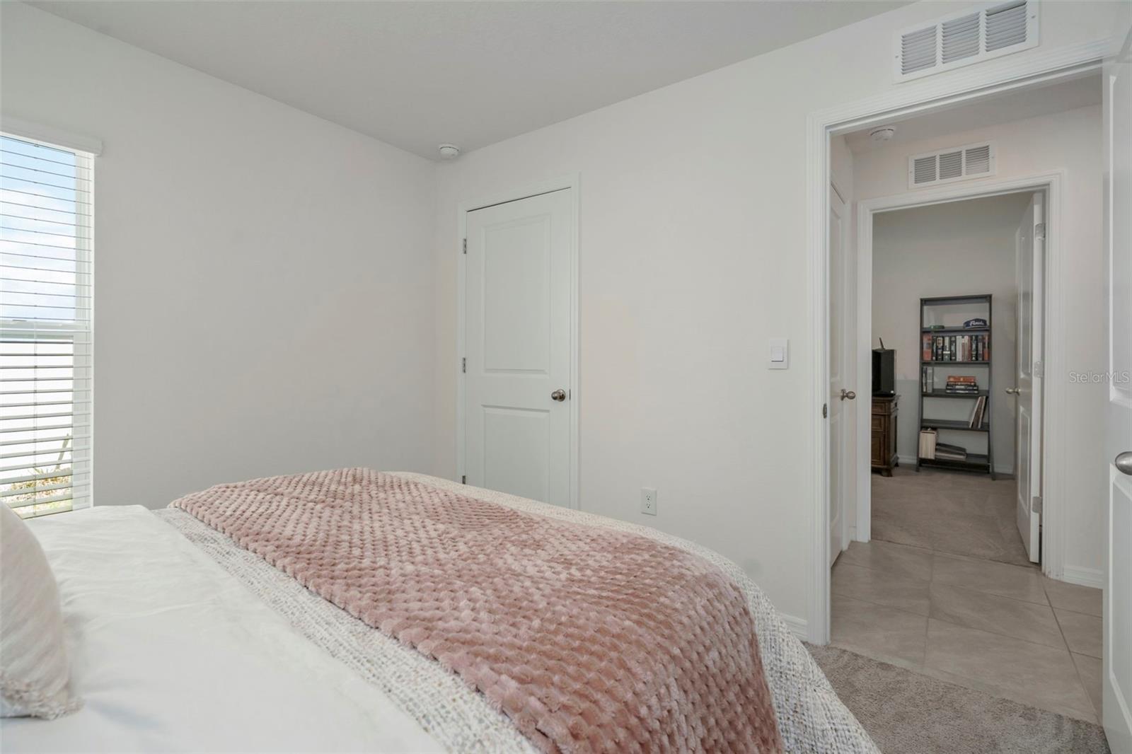 SUMMIT VIEW - Residential