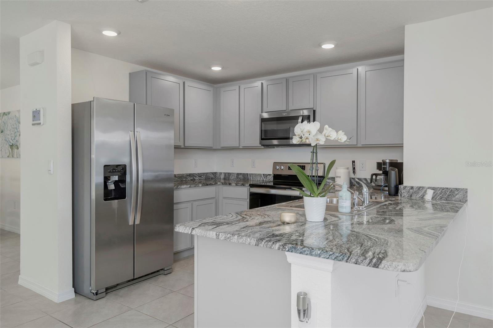 SUMMIT VIEW - Residential