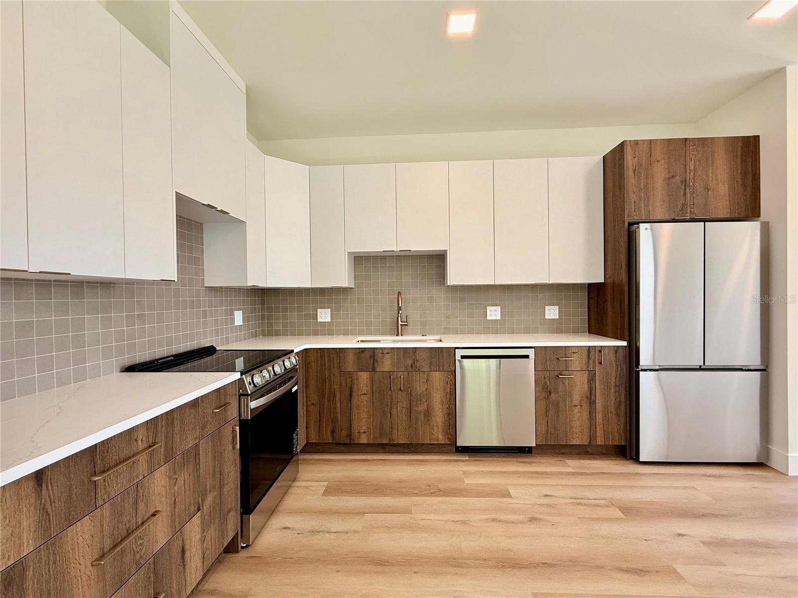 JUNCTION TOWNHOMES - Residential