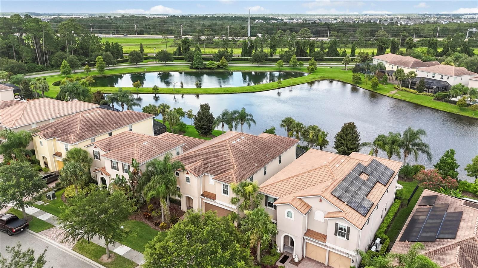 VILLAGEWALK/LK NONAE - Residential Lease