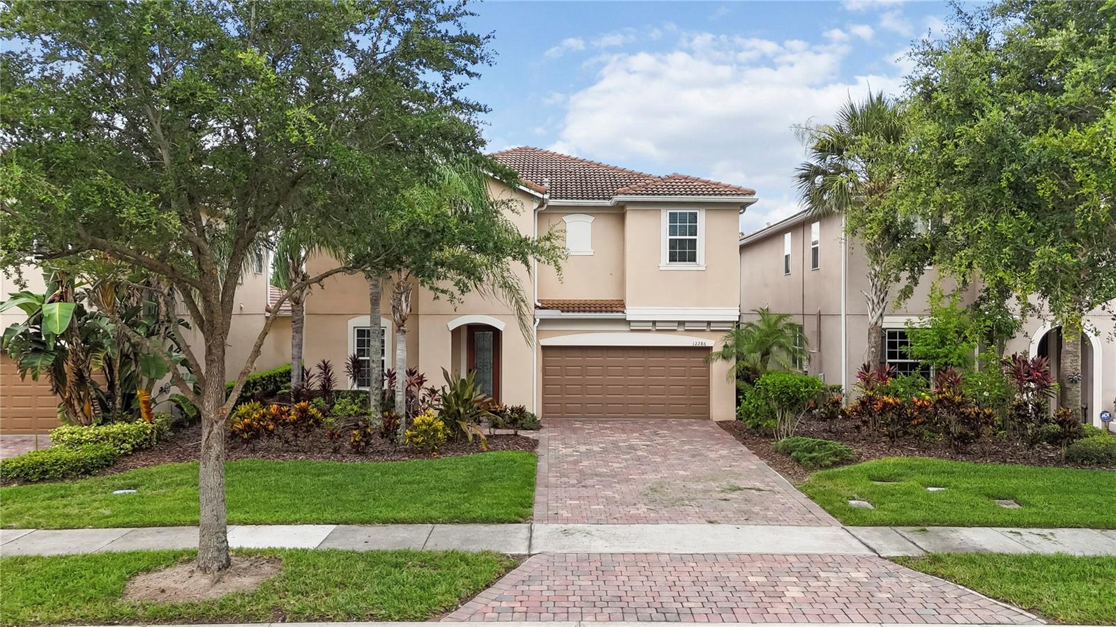 VILLAGEWALK/LK NONAE - Residential Lease
