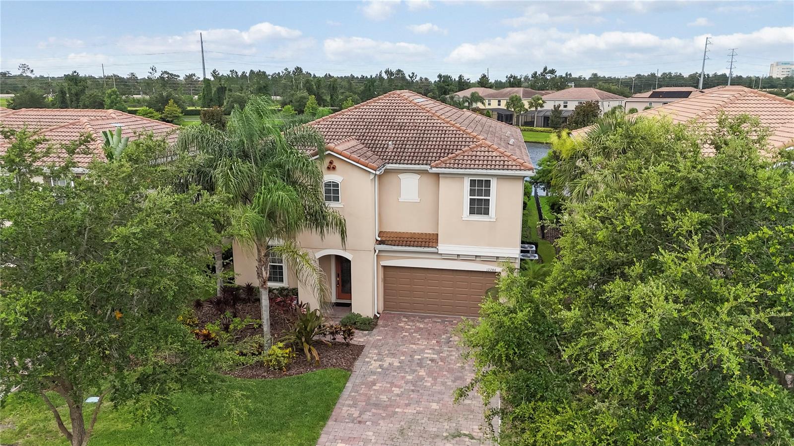 VILLAGEWALK/LK NONAE - Residential Lease