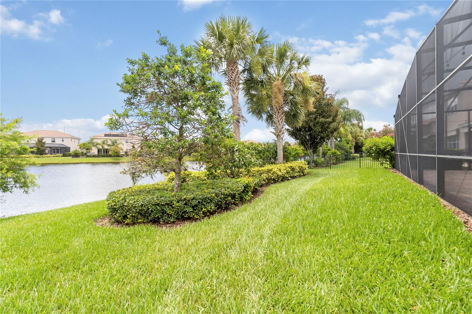 VILLAGEWALK/LK NONAE - Residential Lease