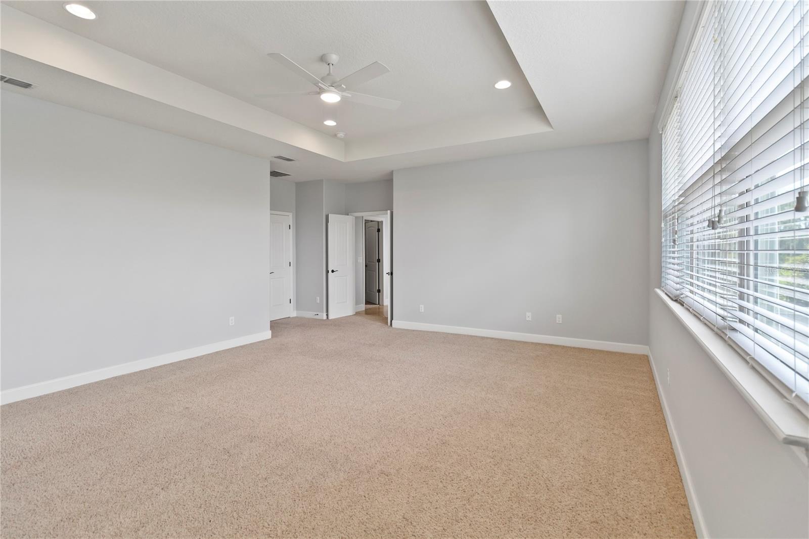 VILLAGEWALK/LK NONAE - Residential Lease