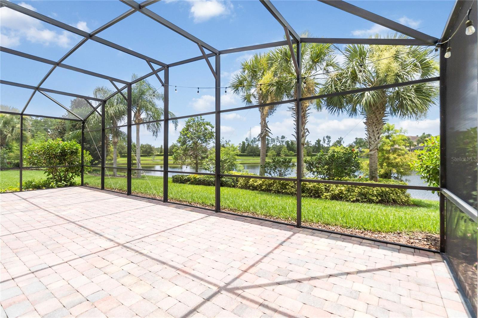 VILLAGEWALK/LK NONAE - Residential Lease