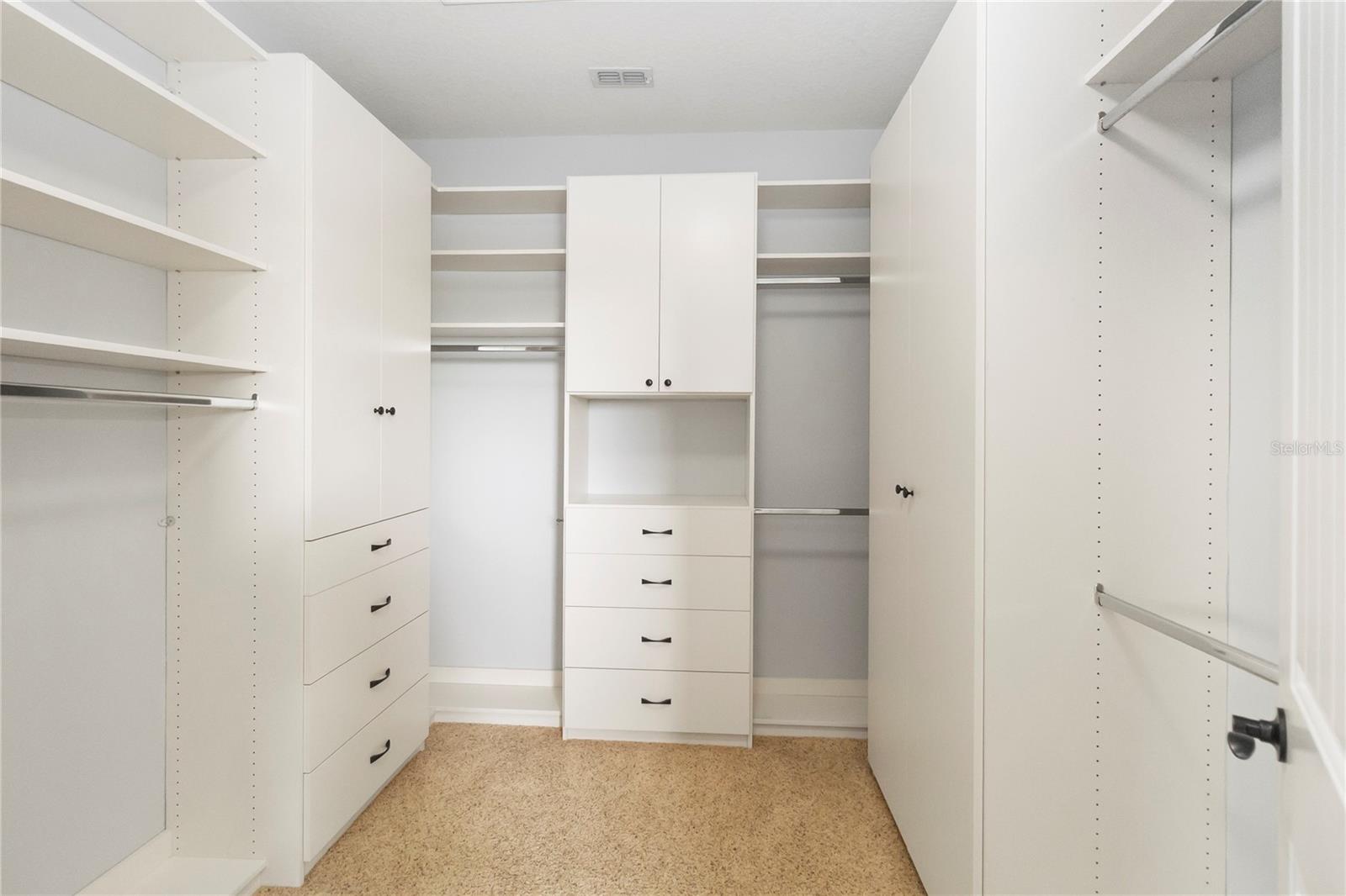 VILLAGEWALK/LK NONAE - Residential Lease