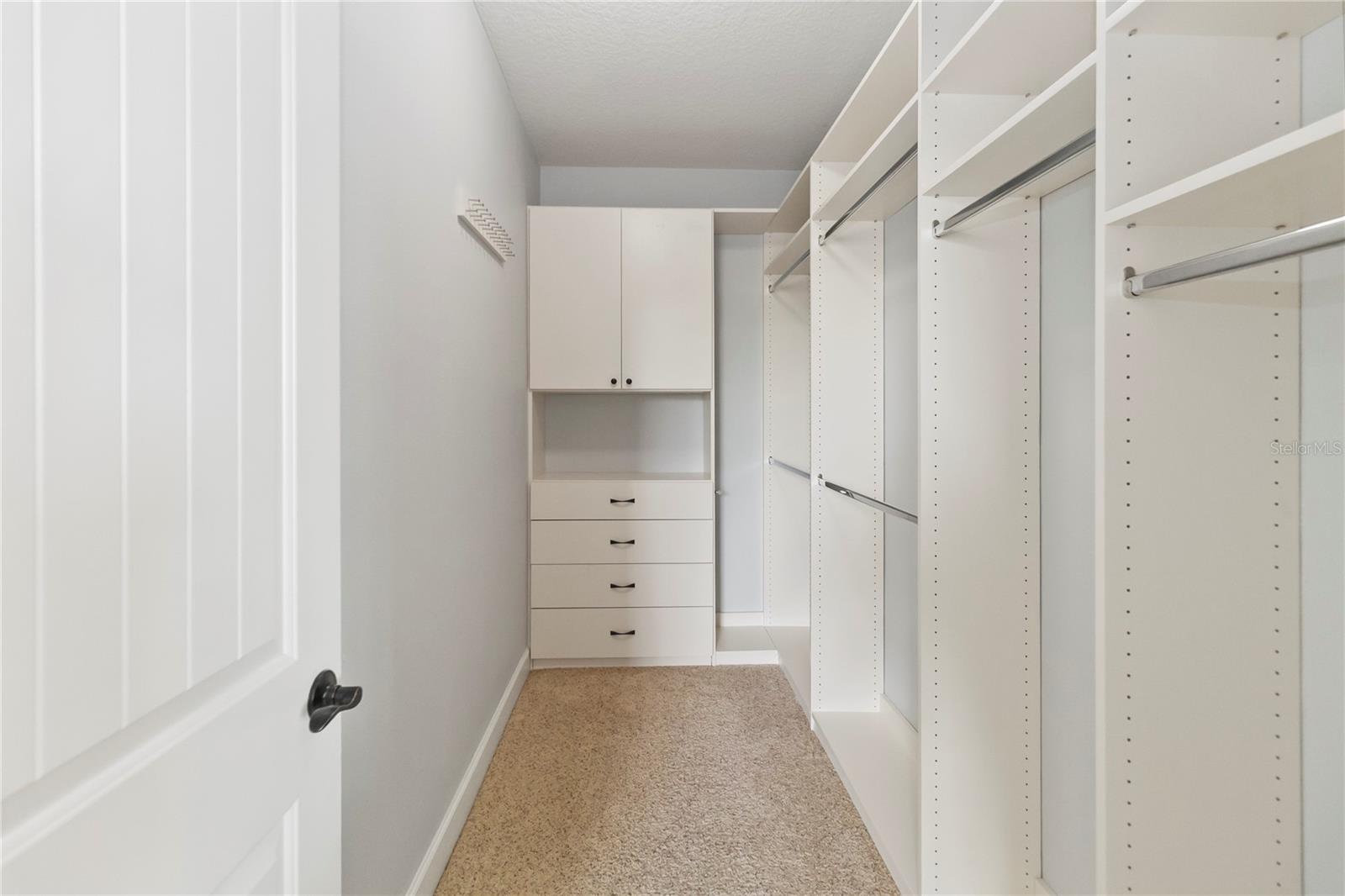 VILLAGEWALK/LK NONAE - Residential Lease