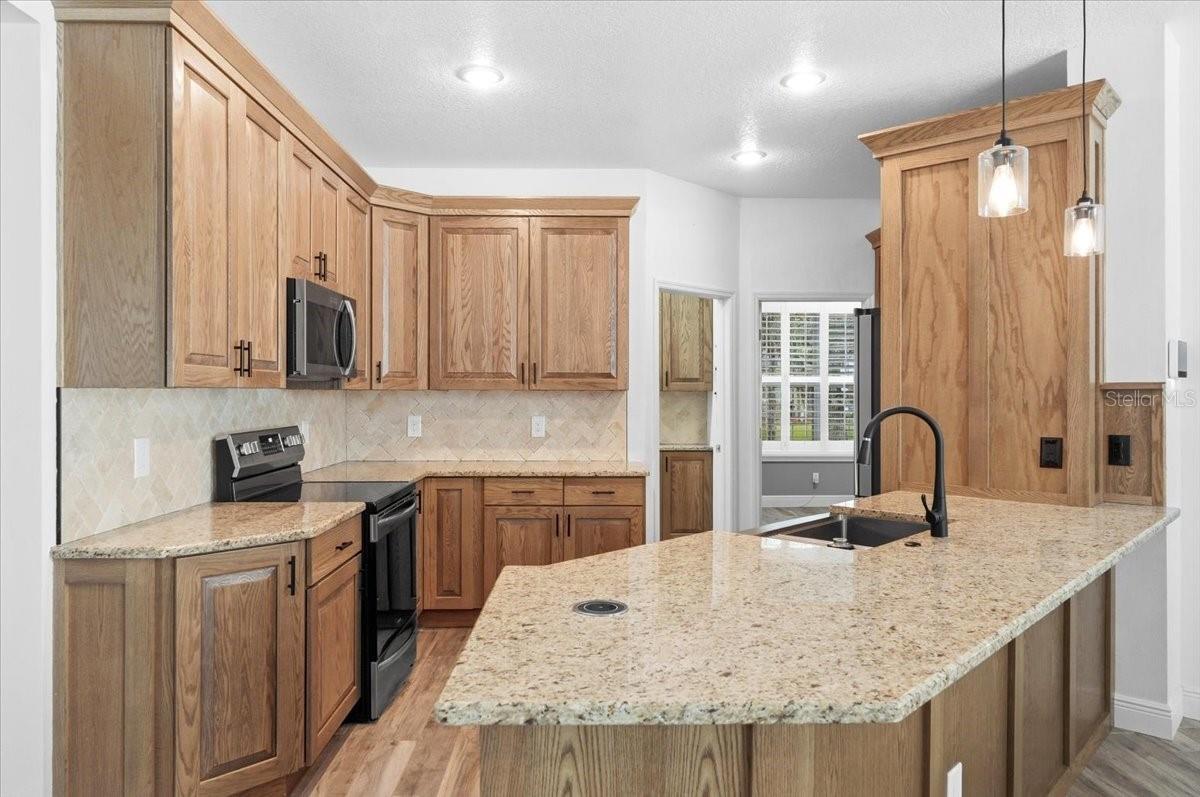 BLOOMINGDALE SEC CC PH - Residential