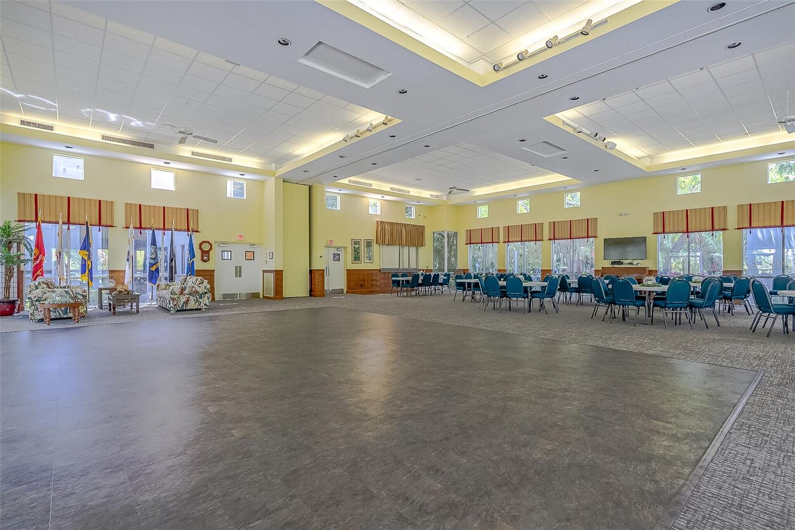 EDGEWATER LANDING PH 01 - Residential