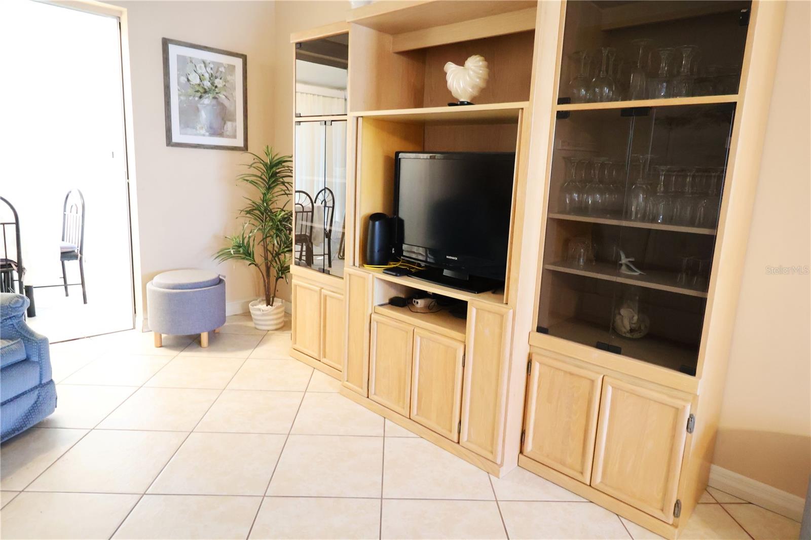 1838 SUNNY DRIVE D35
