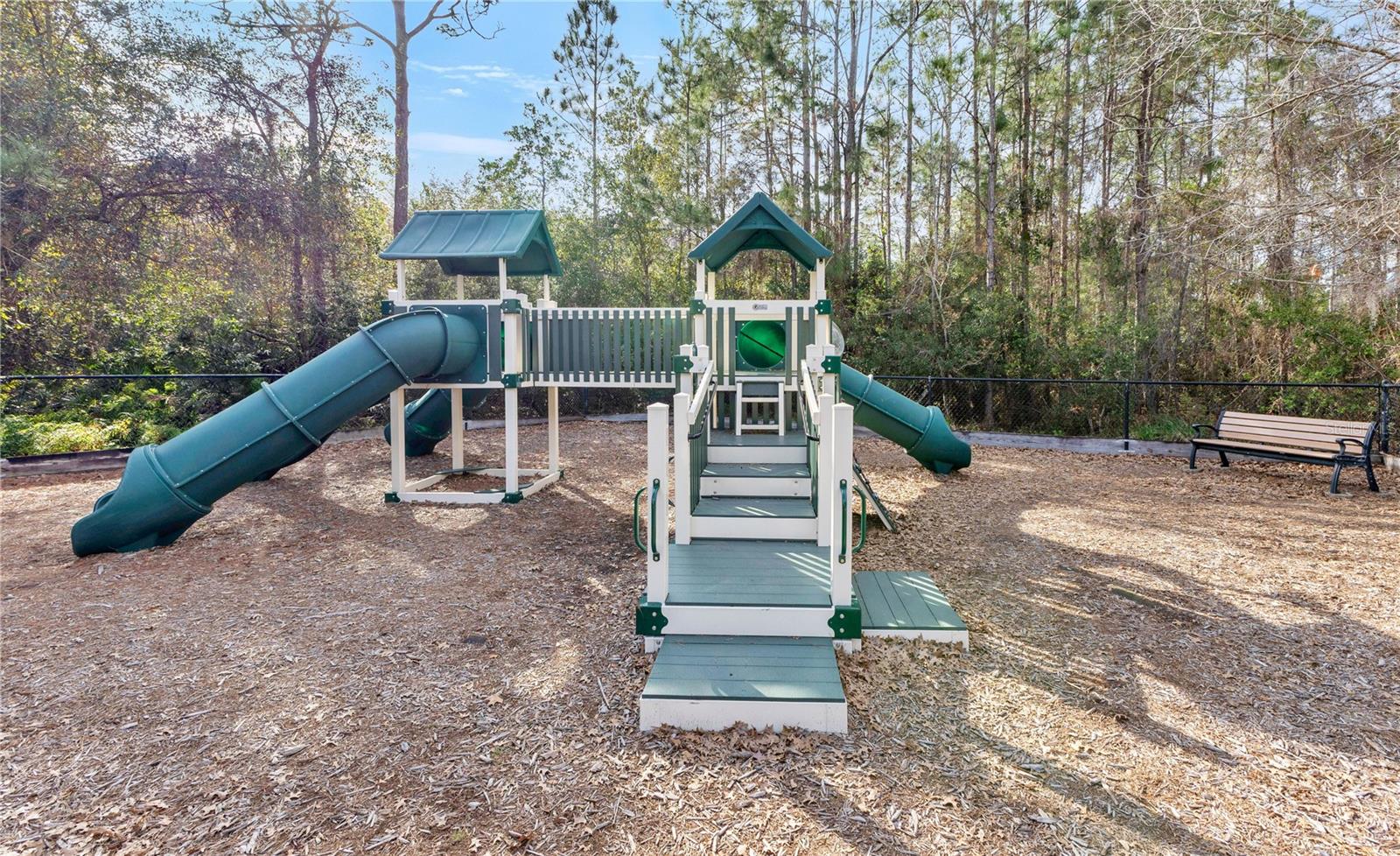 VILLAS/EAST PARK - Residential