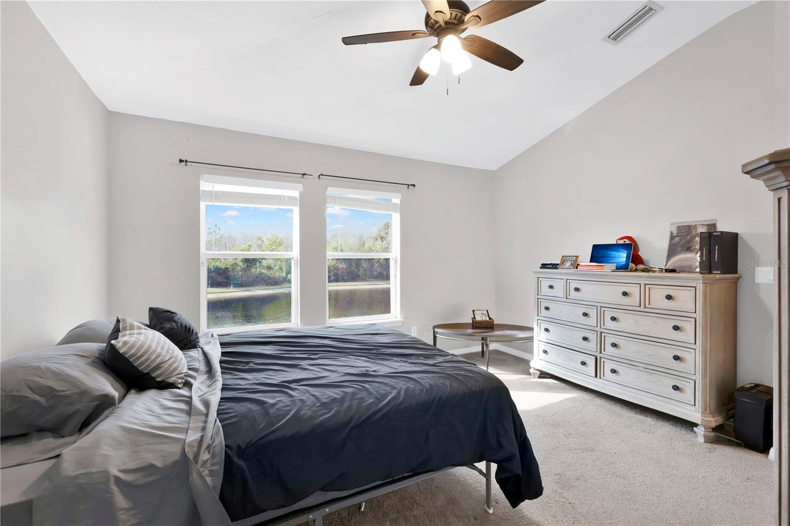 VILLAS/EAST PARK - Residential