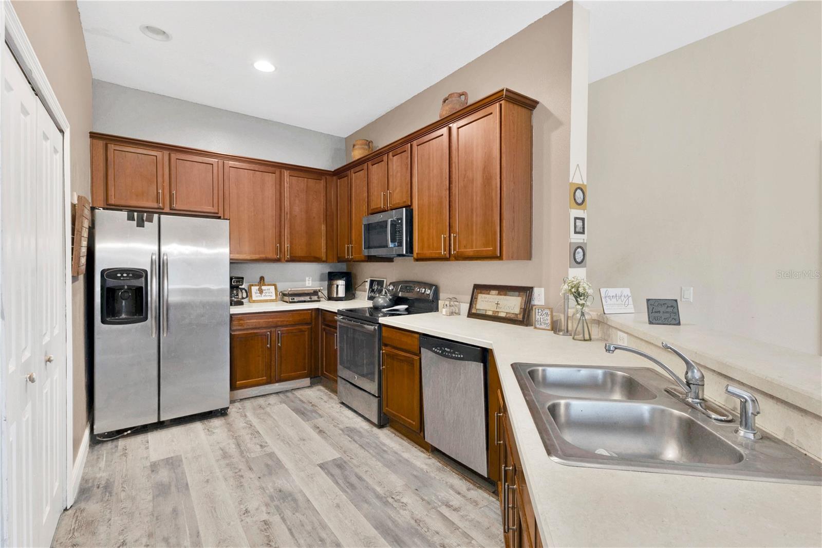 VILLAS/EAST PARK - Residential