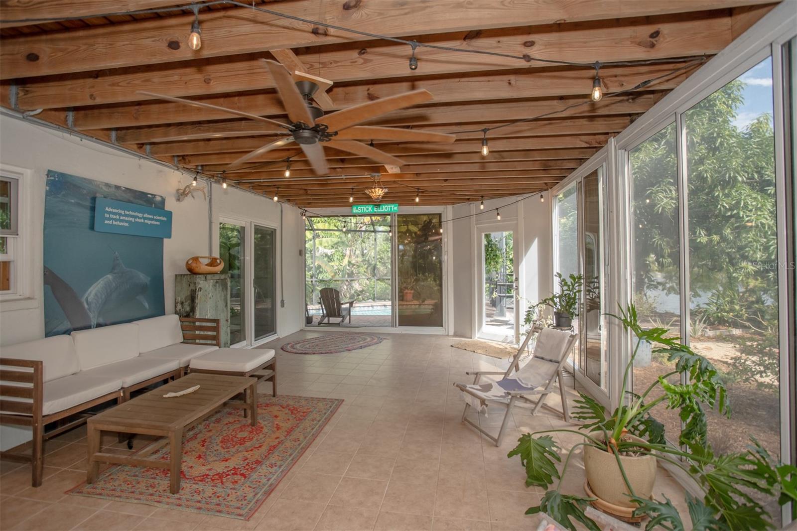 SOUTH VENICE - Residential