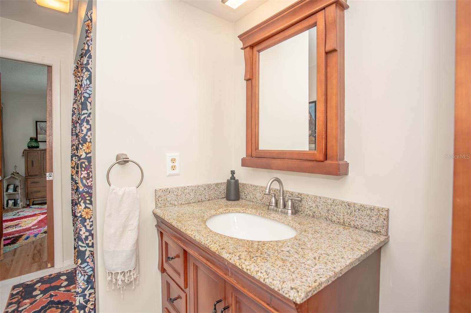 SOUTH VENICE - Residential