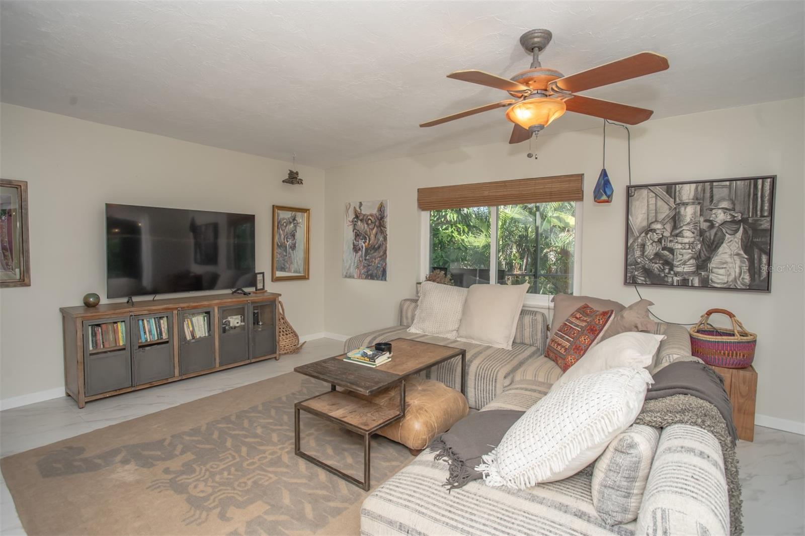 SOUTH VENICE - Residential