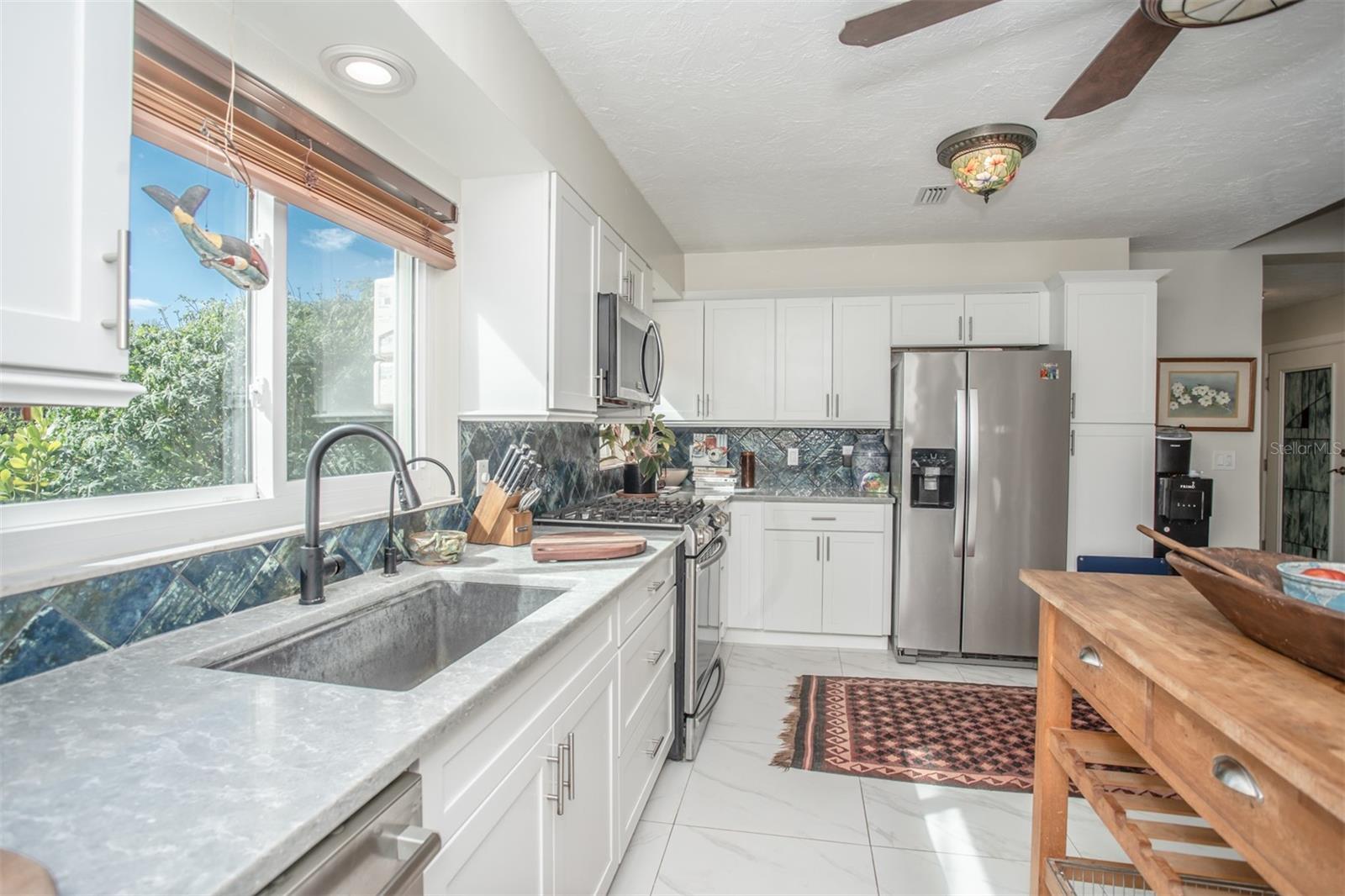 SOUTH VENICE - Residential