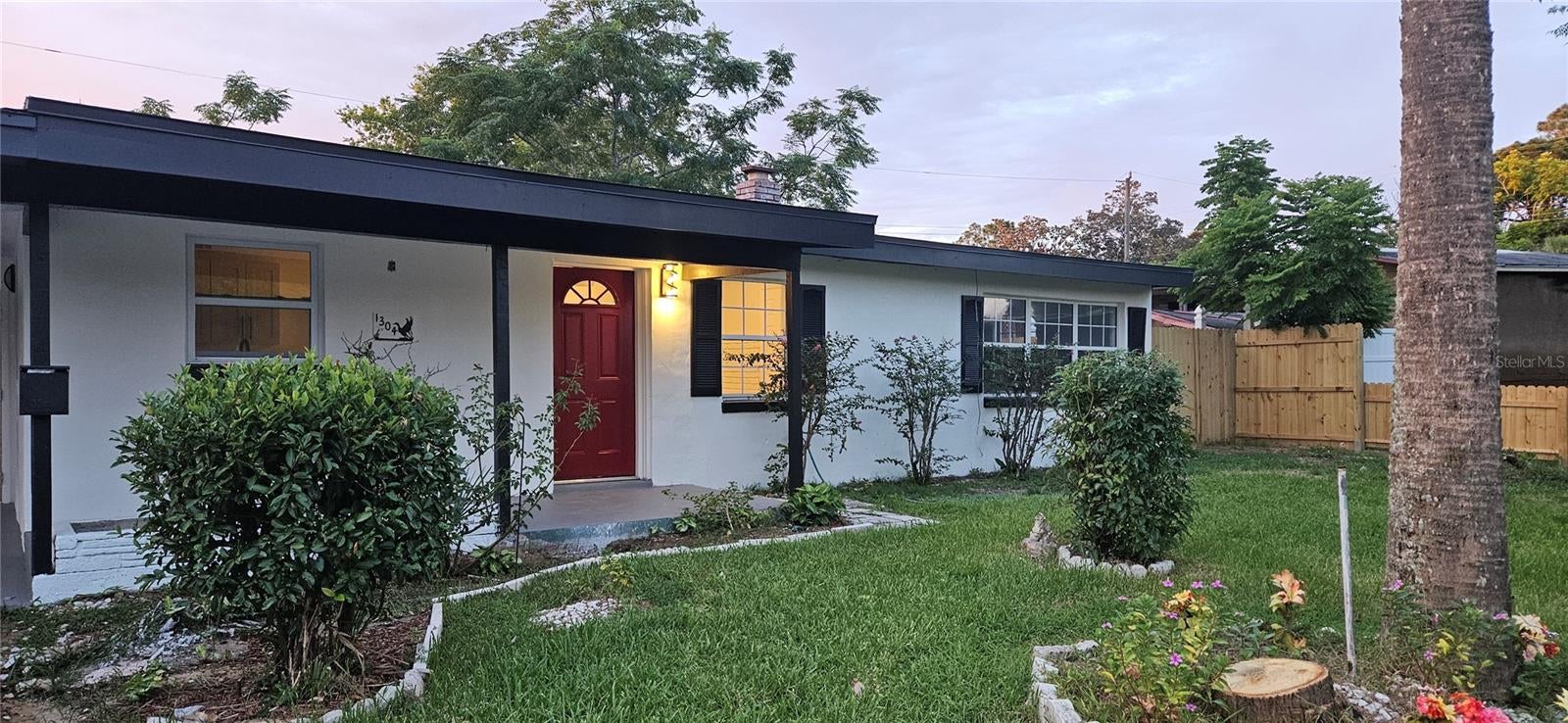 1304 HILLCREST DRIVE