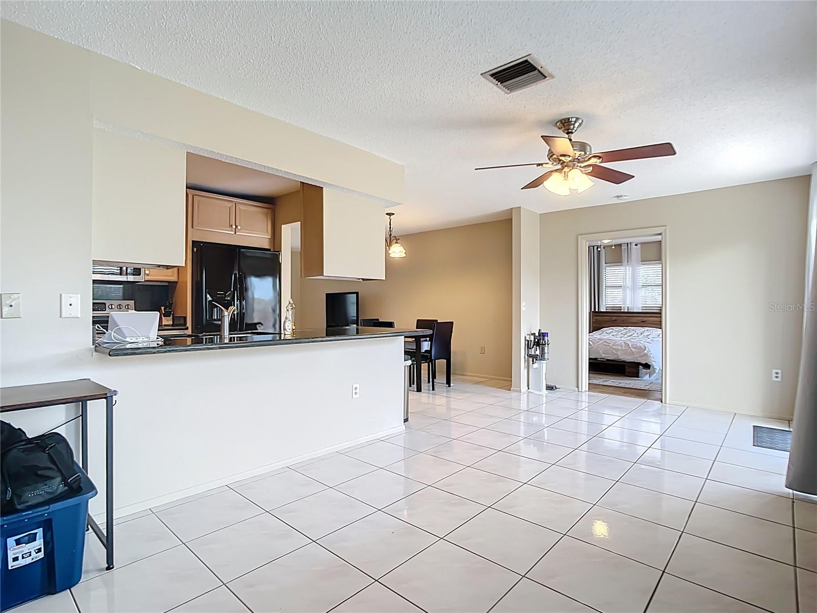 SOUTH VENICE - Residential