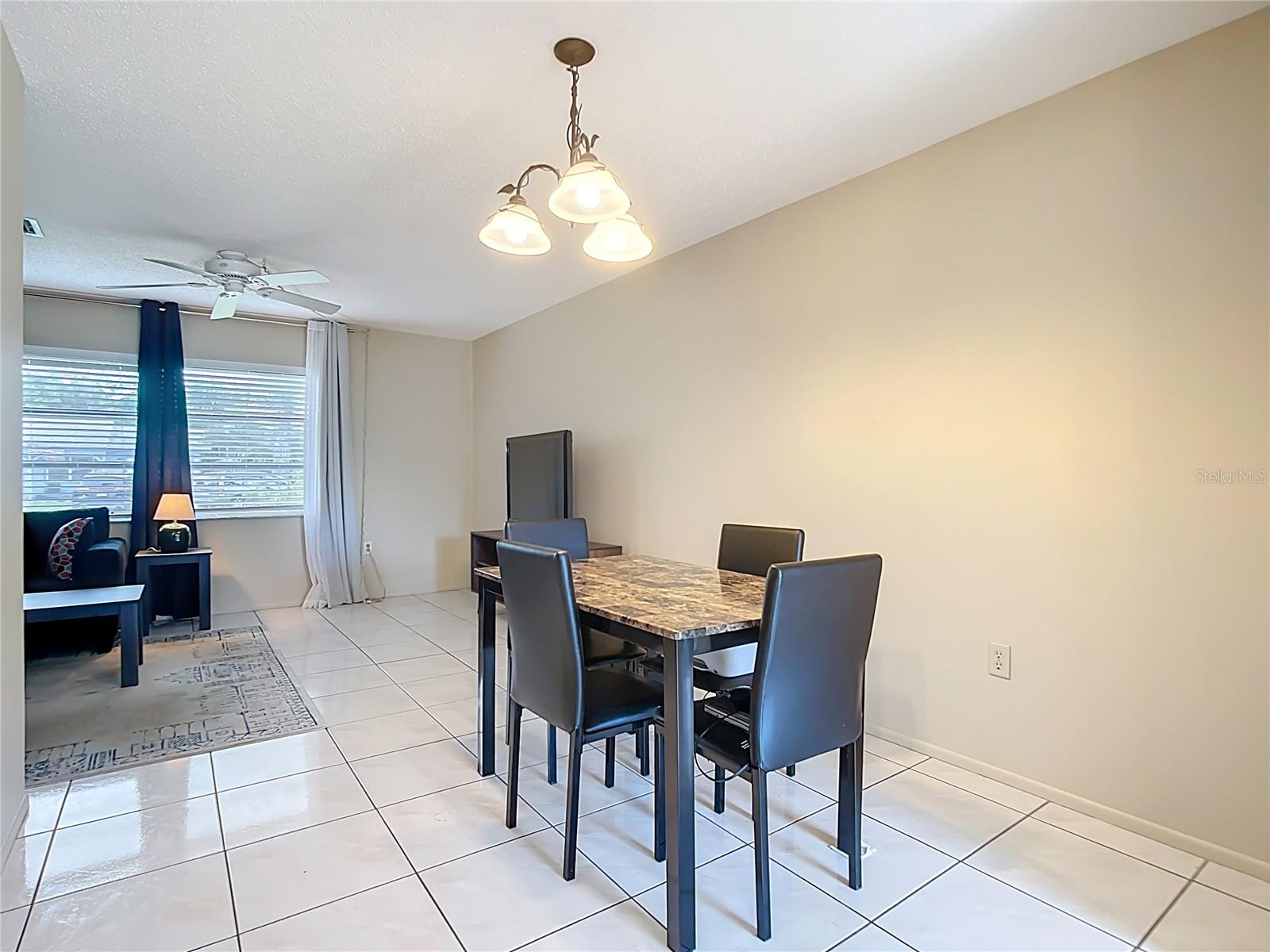 SOUTH VENICE - Residential