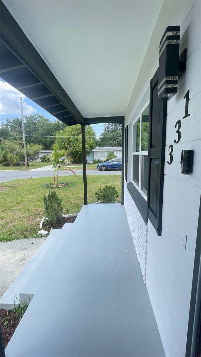 331 N DOLLINS AVENUE