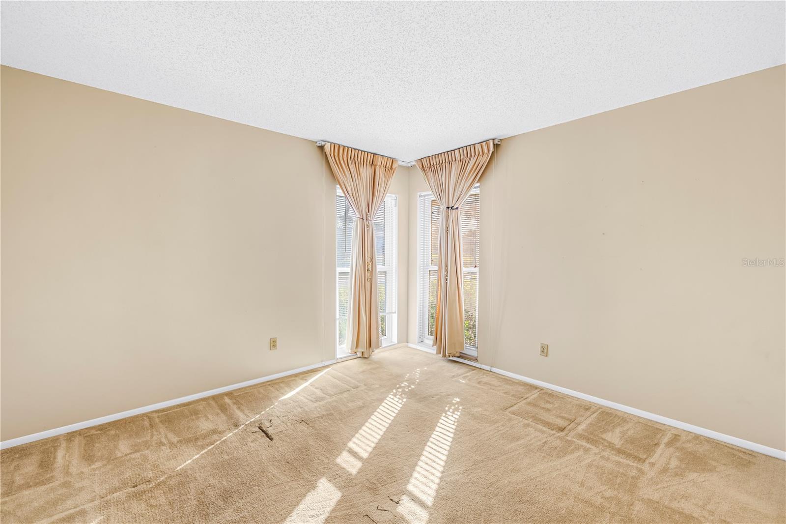 HIGHLAND LAKES CONDO - Residential