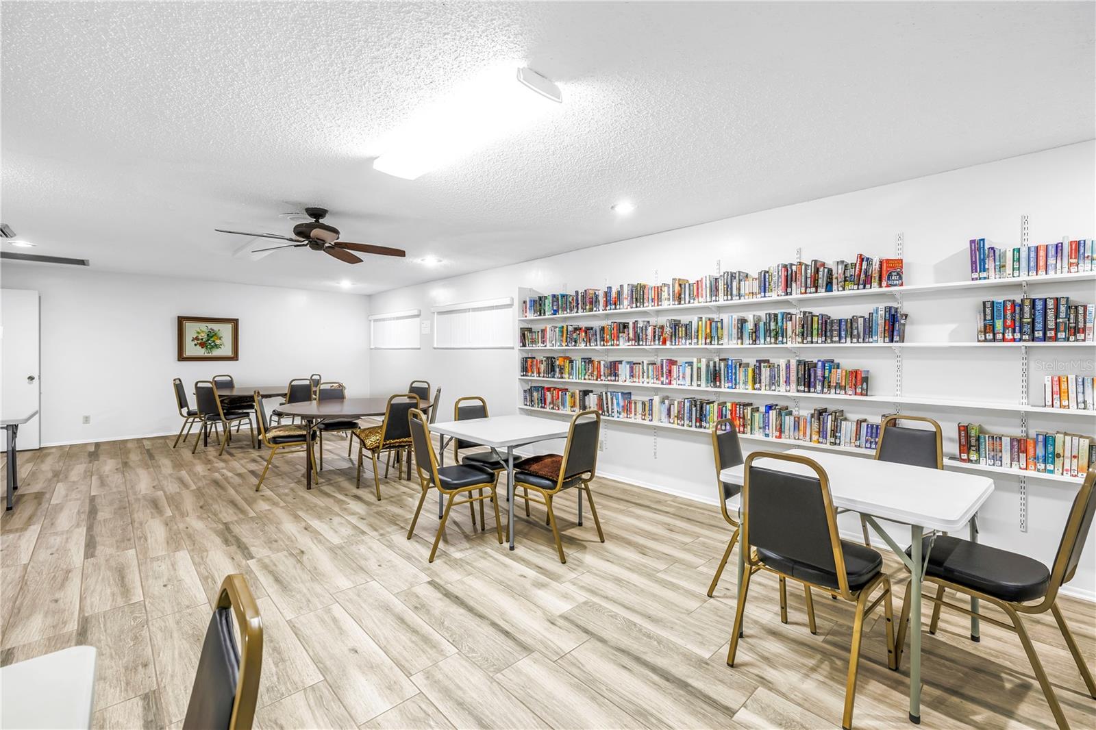 HIGHLAND LAKES CONDO - Residential