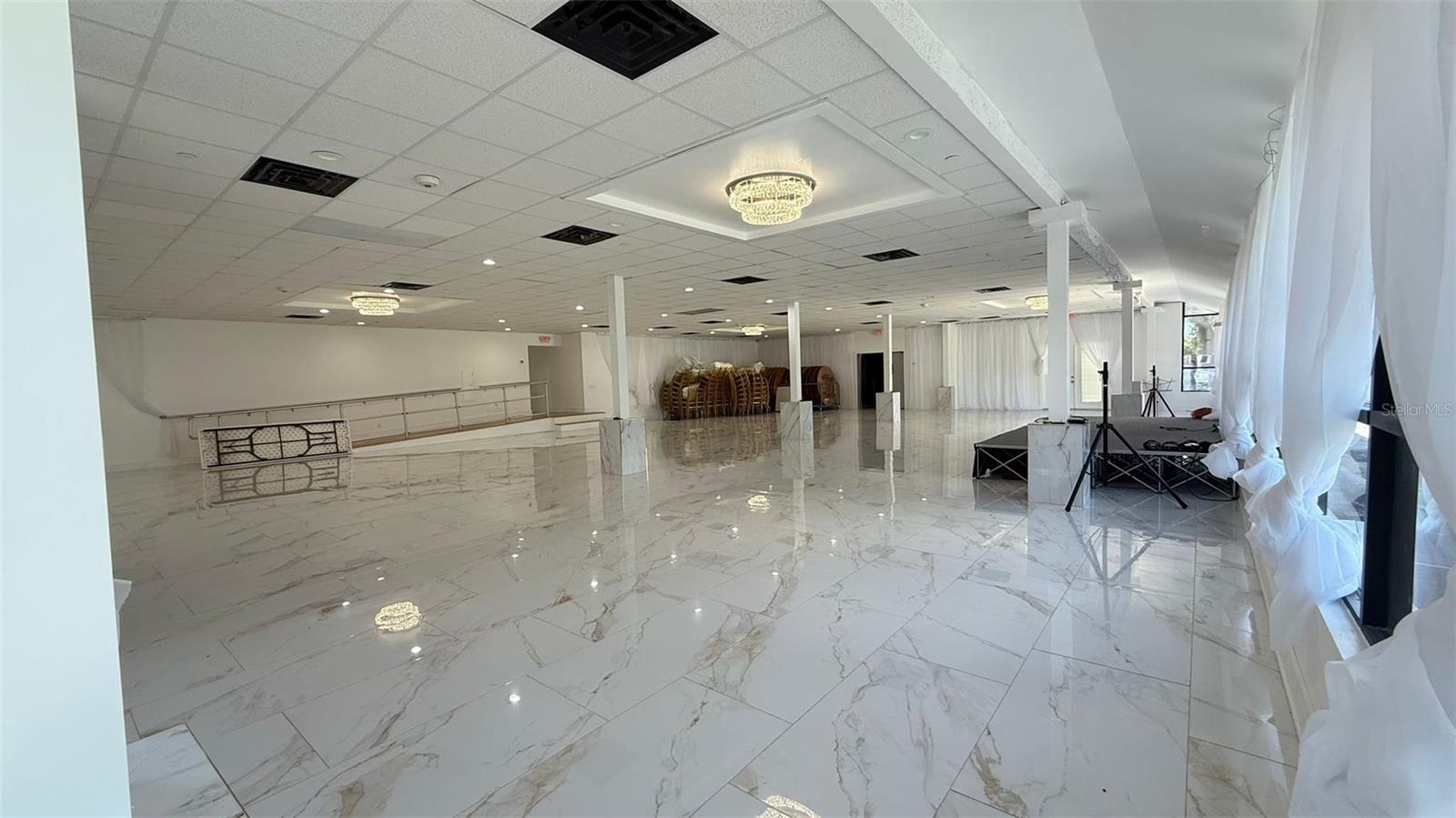 PINELLAS FARMS - Commercial Sale