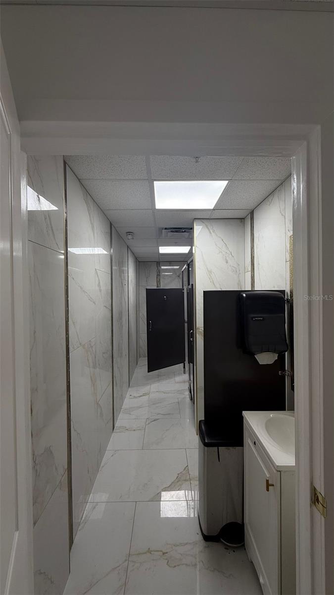 PINELLAS FARMS - Commercial Sale