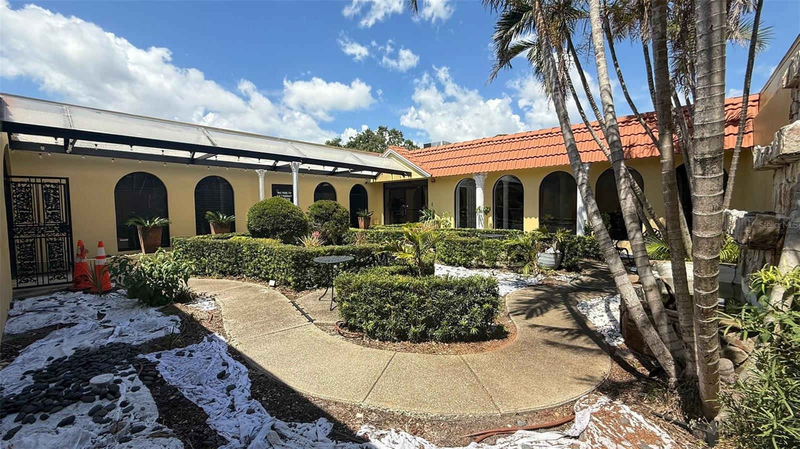 PINELLAS FARMS - Commercial Sale