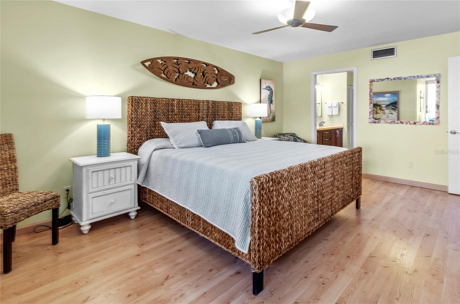 BAYPORT BCH & TEN PH E - Residential Lease