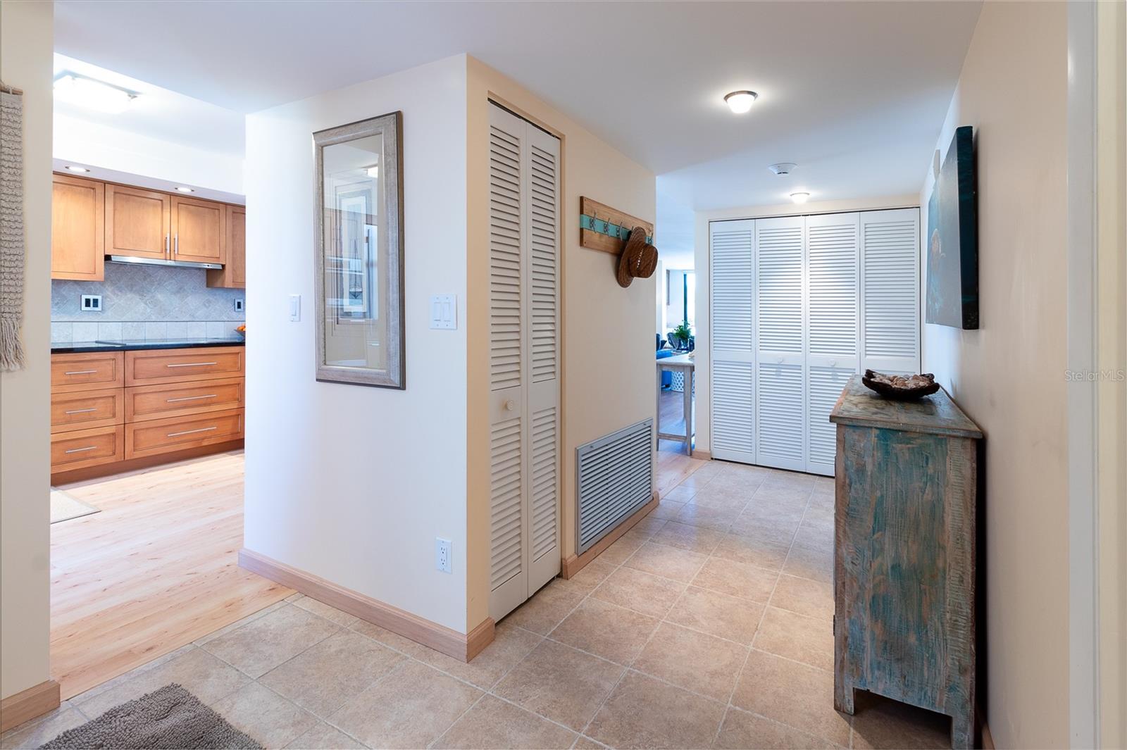 BAYPORT BCH & TEN PH E - Residential Lease