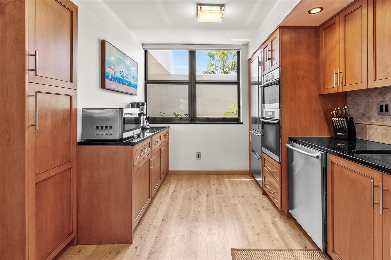 BAYPORT BCH & TEN PH E - Residential Lease