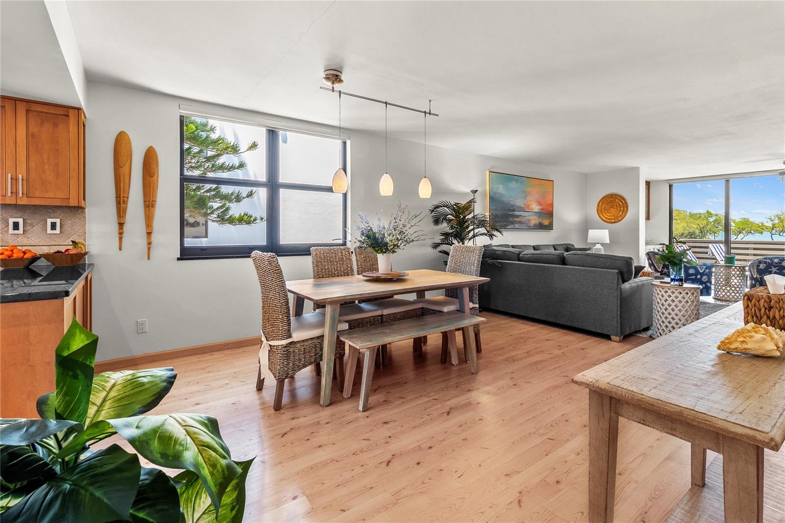 BAYPORT BCH & TEN PH E - Residential Lease