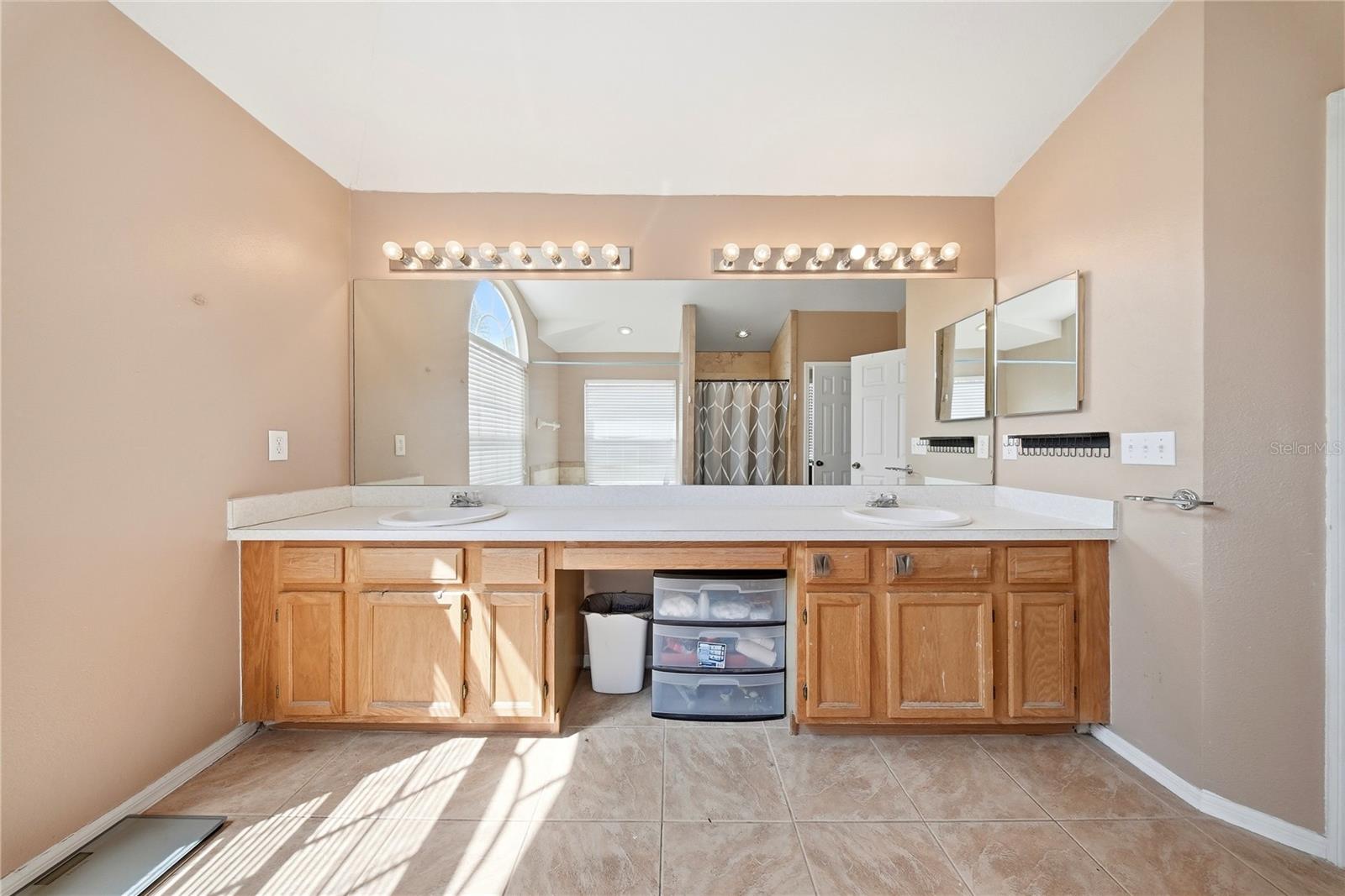 SUMMERFIELD - Residential