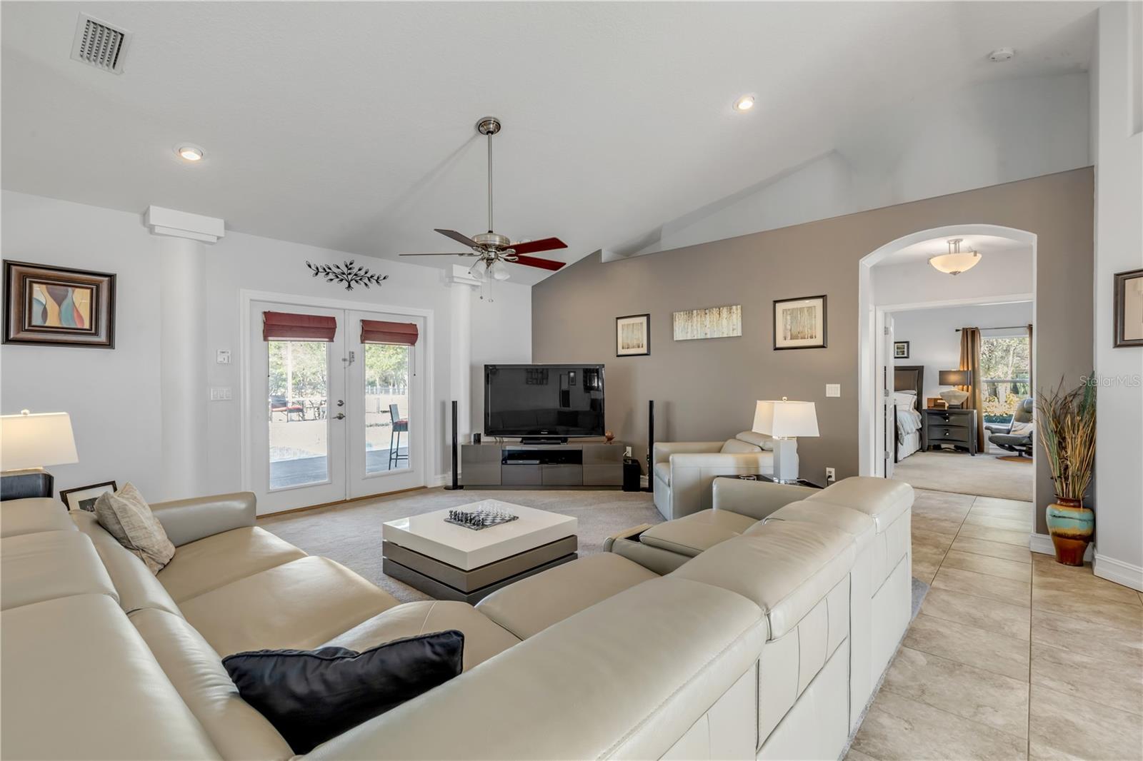 TOMOKA FARMS - Residential