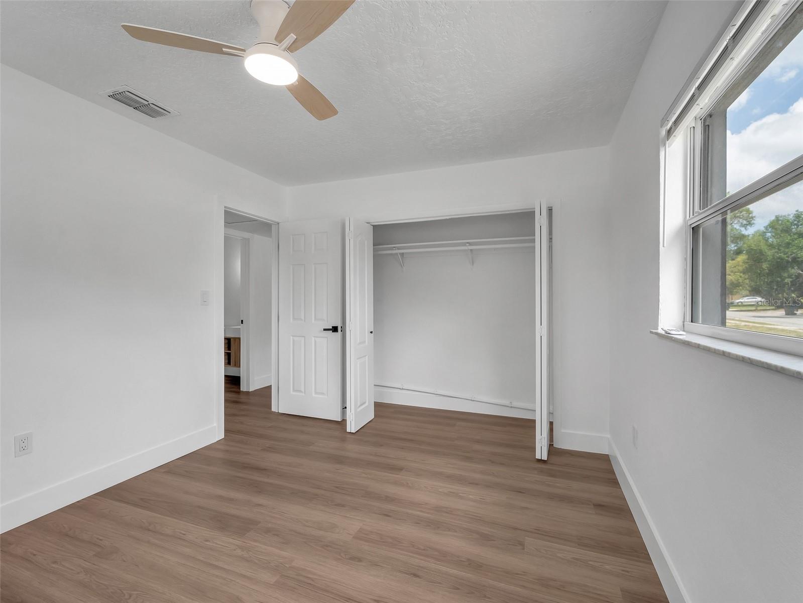 PEACH LAKE MANOR - Residential