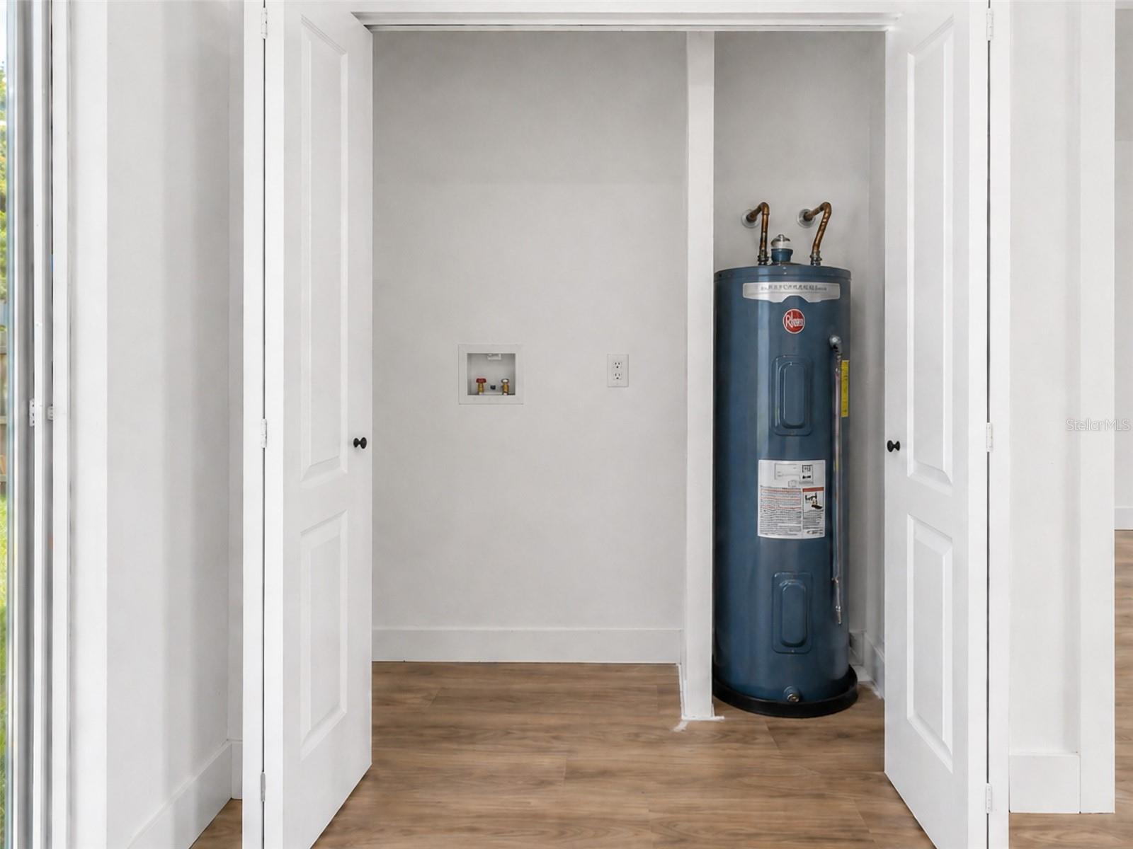 PEACH LAKE MANOR - Residential