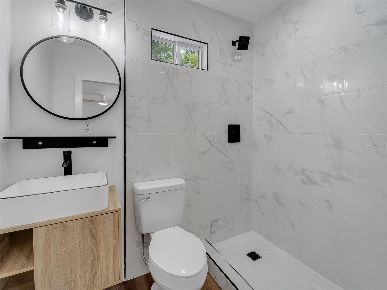 PEACH LAKE MANOR - Residential