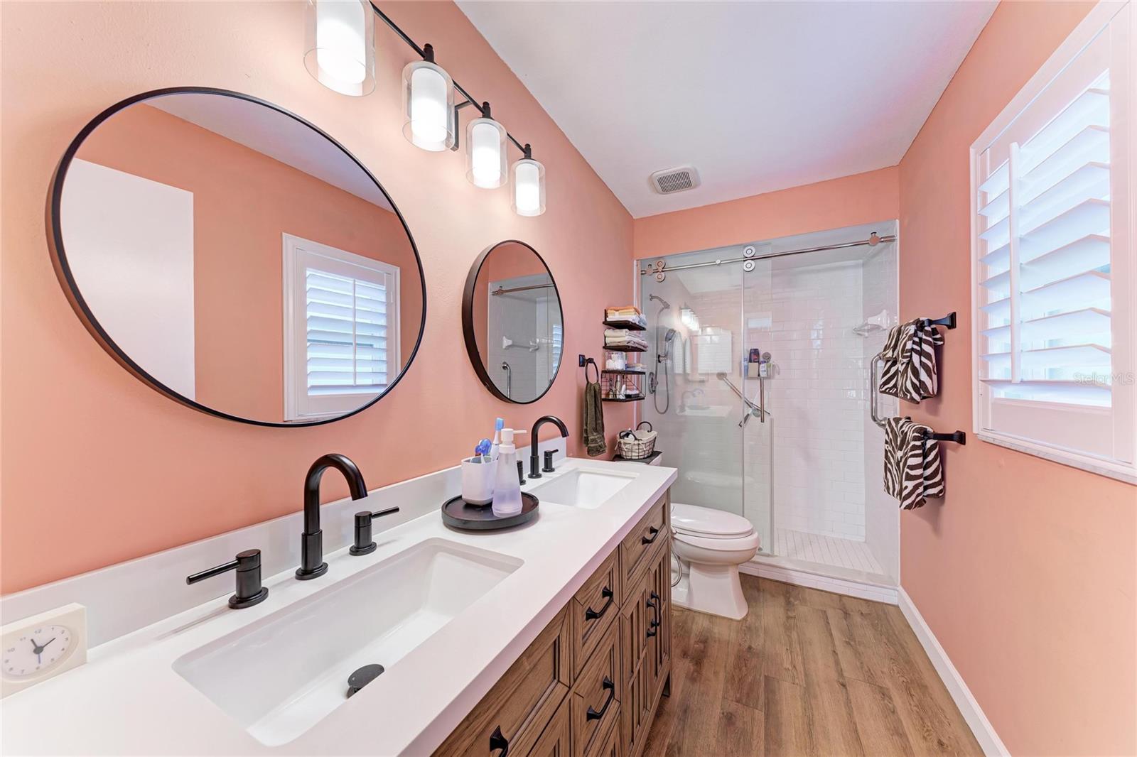 BAYSHORE VILLAGE I - Residential