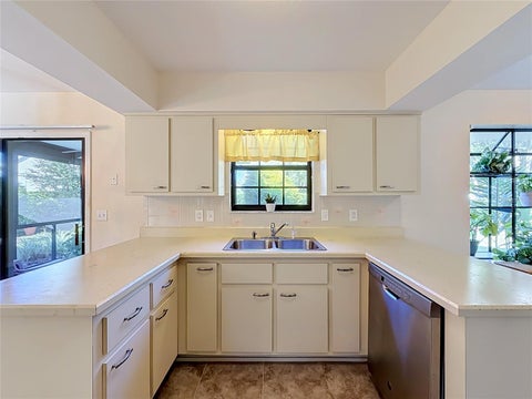 Tiny photo for 3126 NW 44th Court, Ocala, FL 34482 (MLS # OM732929)