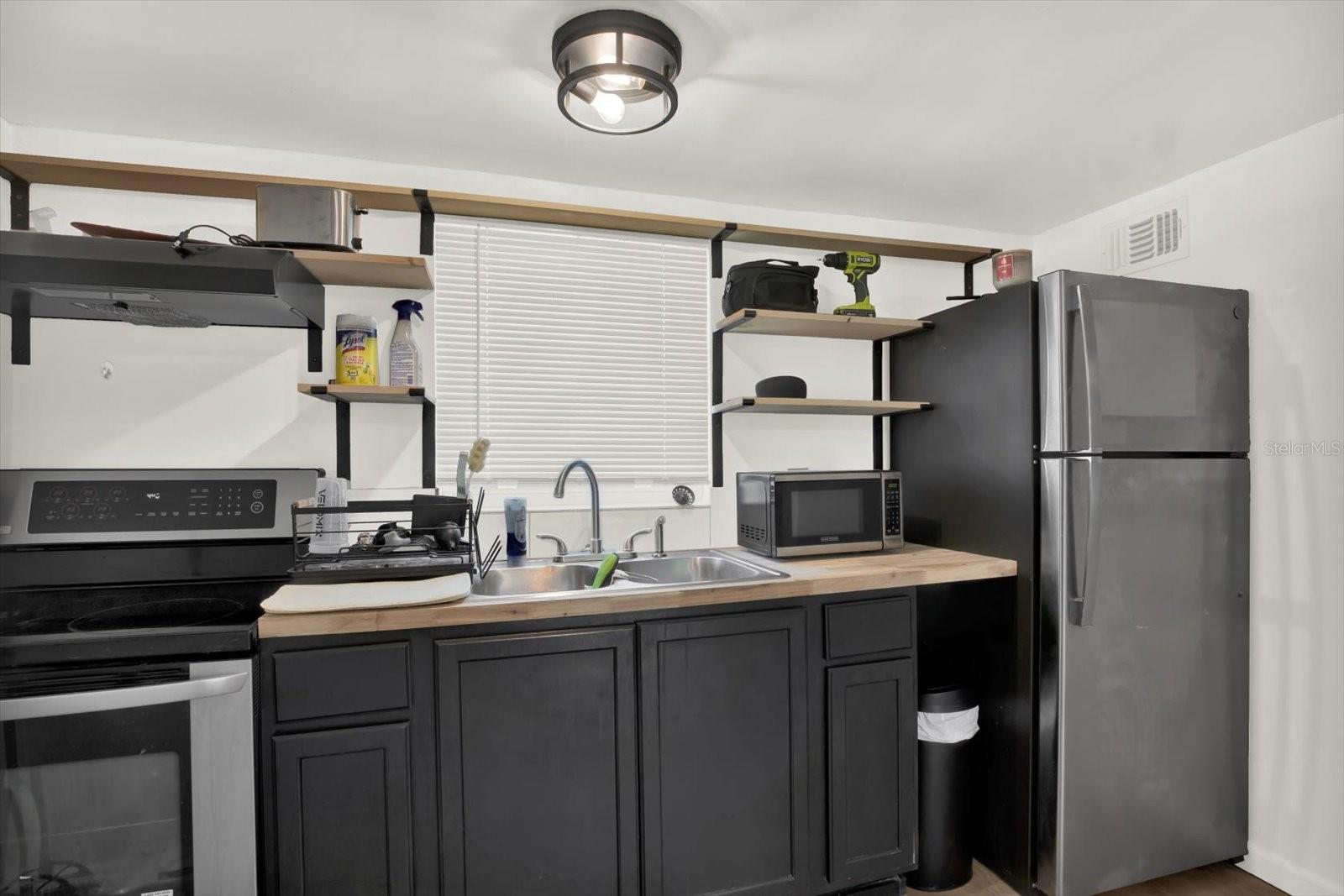 OAK TERRACE REV OF - Residential