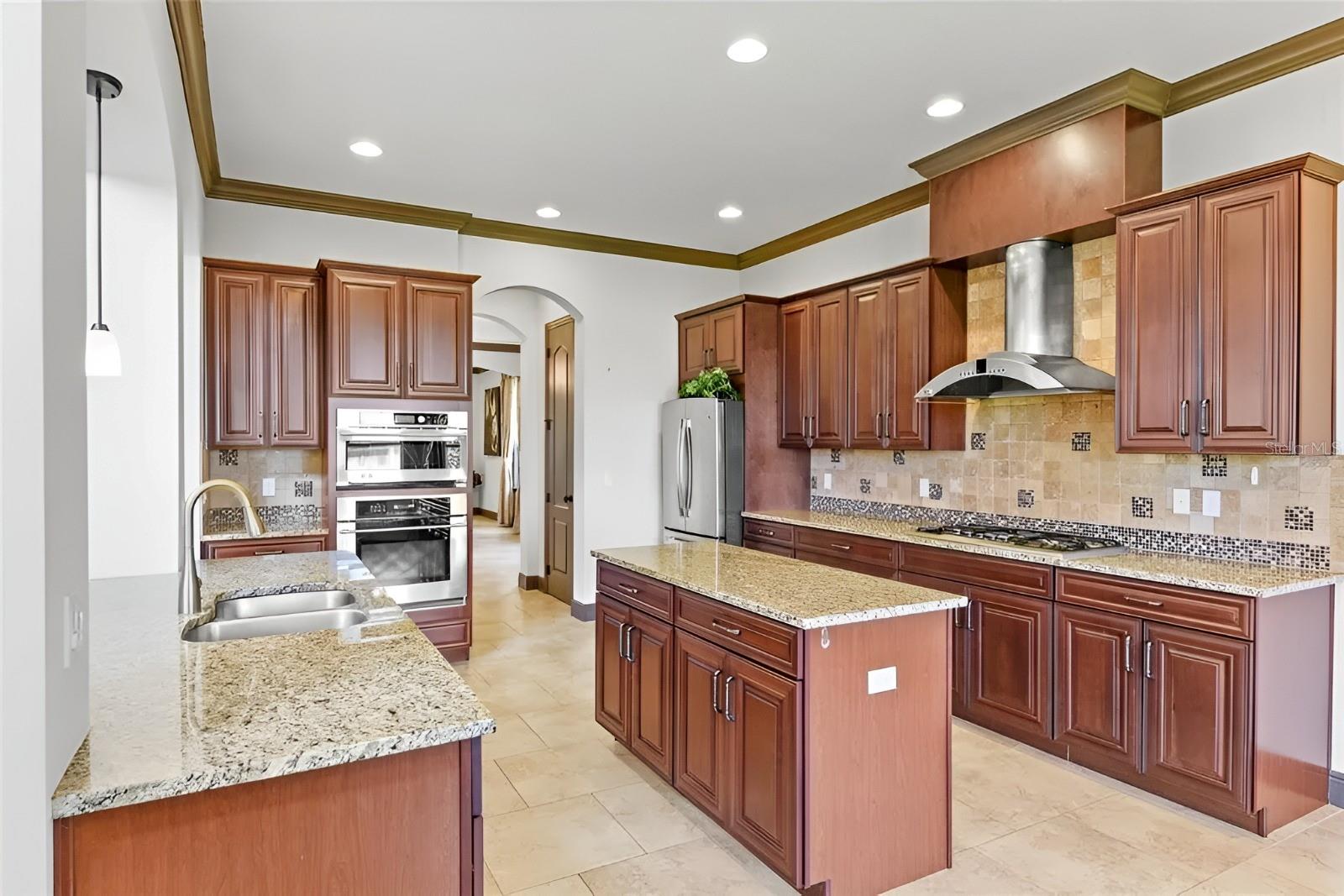 WEST LAKE HANCOCK ESTATES - Residential